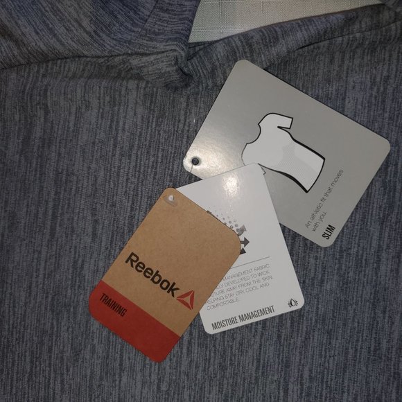 Reebok Training Slim Top Hoodie Moisture Management Women's Size Large NWT - Picture 2 of 4